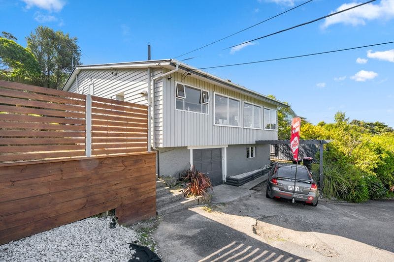 9 Salford Street, Newlands, Wellington City