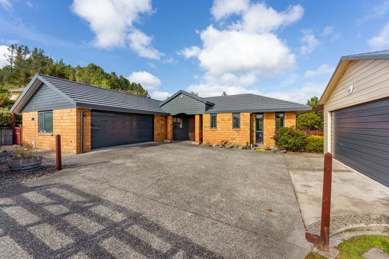 30 Mt Marua Drive, Mount Marua, Upper Hutt City