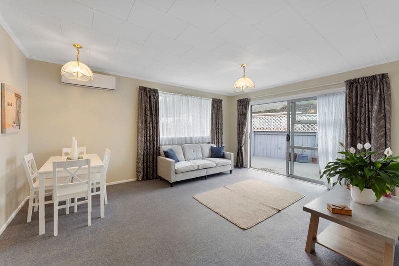 F2/31 Omaha Grove, Totara Park, Upper Hutt City, Wellington | Tall Poppy 