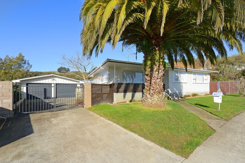 40  Hillside Drive, Maoribank, Upper Hutt City