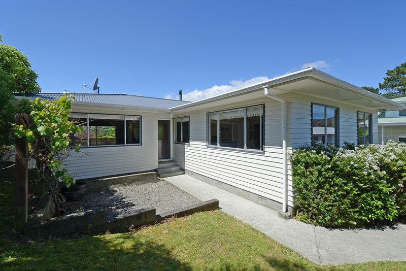 9 Lincoln Grove, Wainuiomata , Lower Hutt City