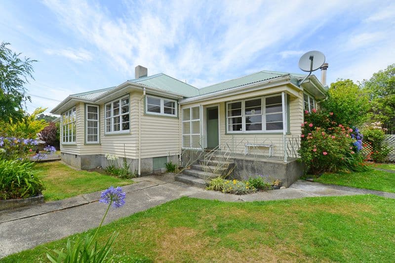 15 Exchange Street, Ebdentown, Upper Hutt City