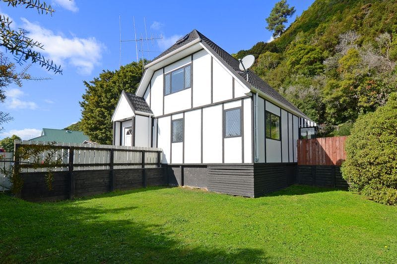 558 Main Road North, Te Marua, Upper Hutt City