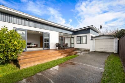 43 Brightwater Crescent, Totara Park, Upper Hutt City, Wellington | Tall Poppy 