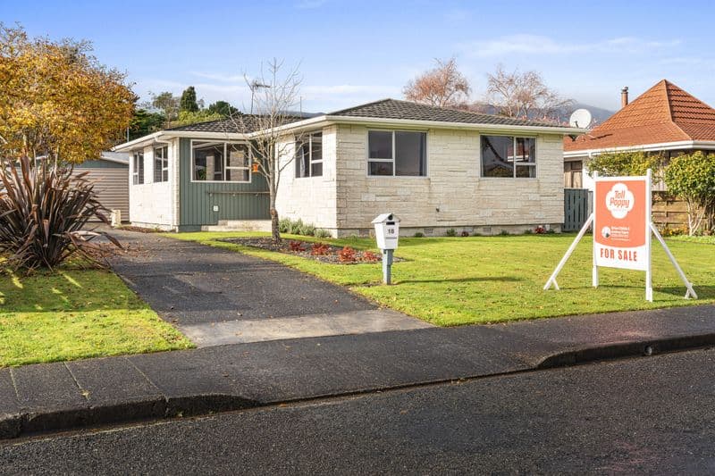 18 Shanly Street, Brown Owl, Upper Hutt City