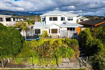 16 Kingfisher Close, Brown Owl, Upper Hutt City, Wellington | Tall Poppy 