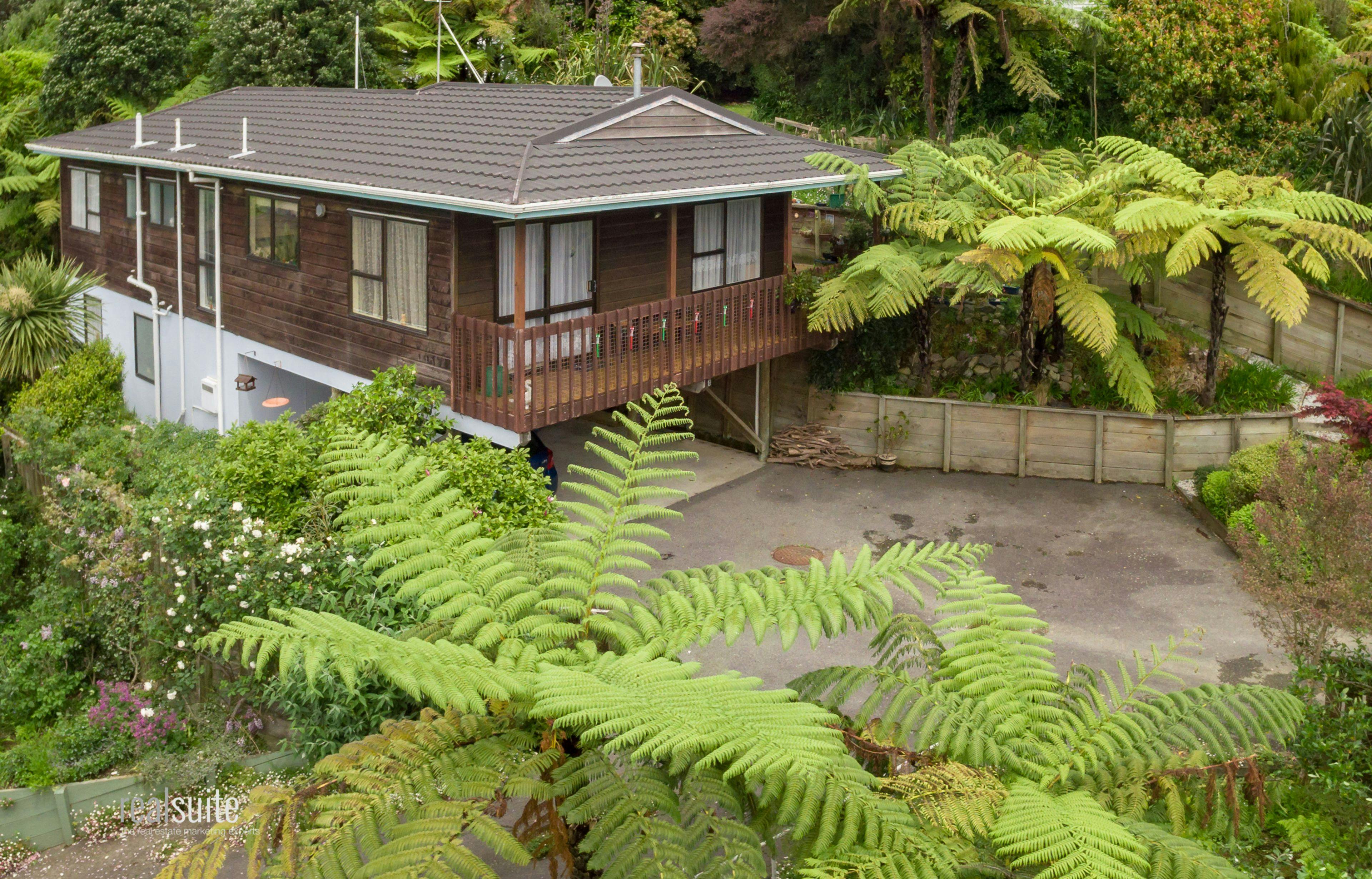 35C The Drive, Tawa, Wellington City, Wellington | Tall Poppy 