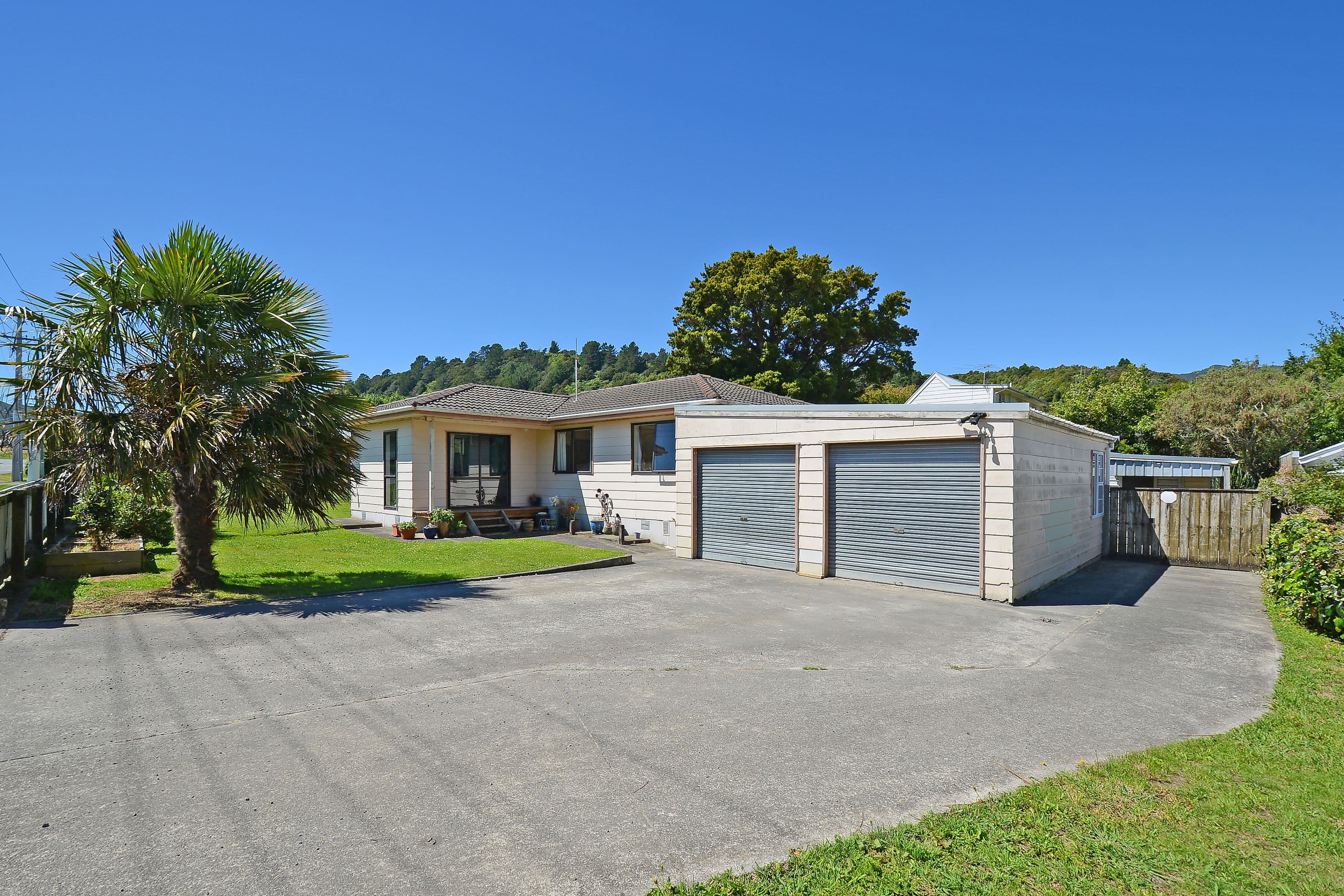 652 Main Road North, Te Marua, Upper Hutt City, Wellington | Tall Poppy 