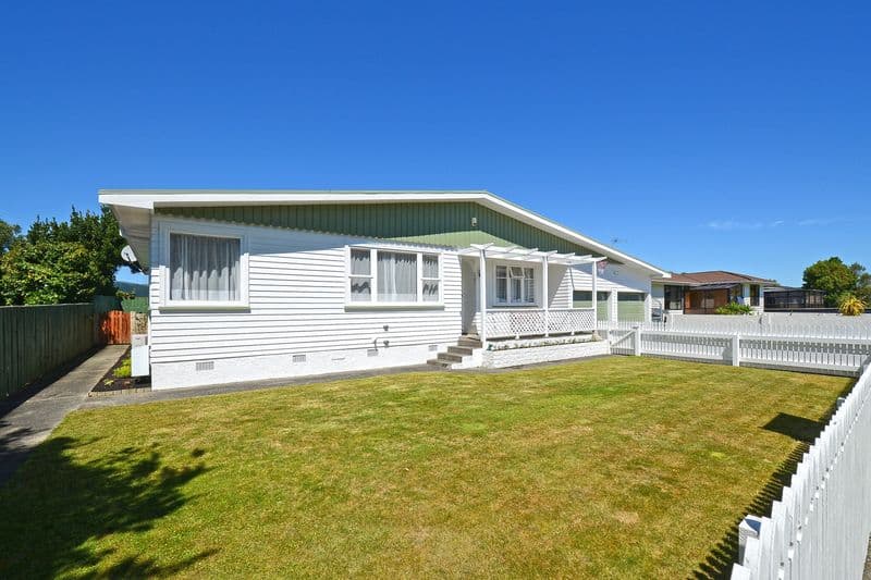 60 Holdsworth Avenue, Trentham, Upper Hutt City