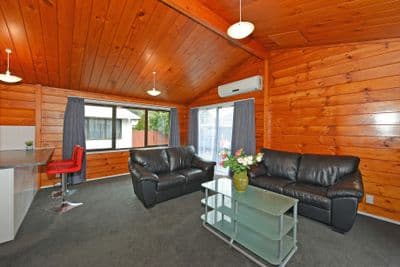 1/38A Gemstone Drive, Birchville, Upper Hutt City, Wellington | Tall Poppy 