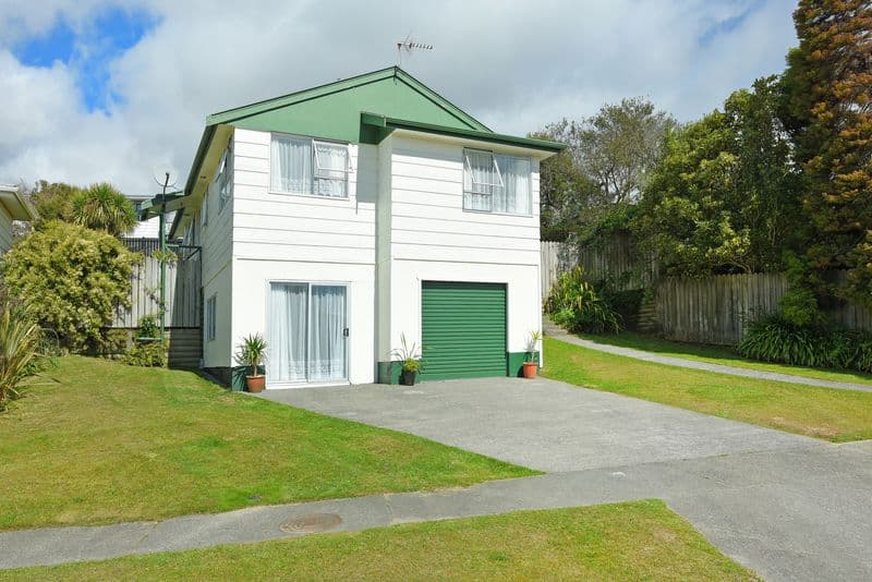 11 Whitechapel Grove, Stokes Valley, Lower Hutt City