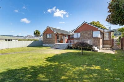 15 Hall Grove, Ebdentown, Upper Hutt City, Wellington | Tall Poppy 