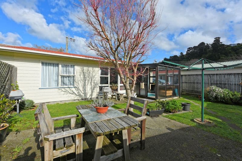 6/11 Laery Street, Melling, Lower Hutt City