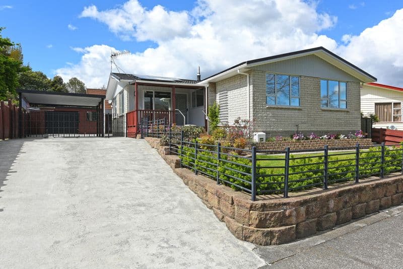 90 California Drive, Totara Park, Upper Hutt City