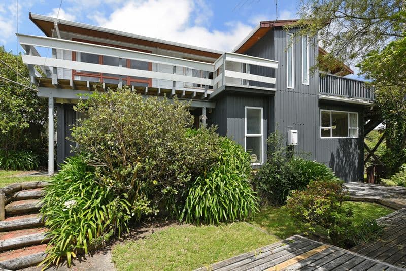 9 Radiata Grove, Brown Owl, Upper Hutt City