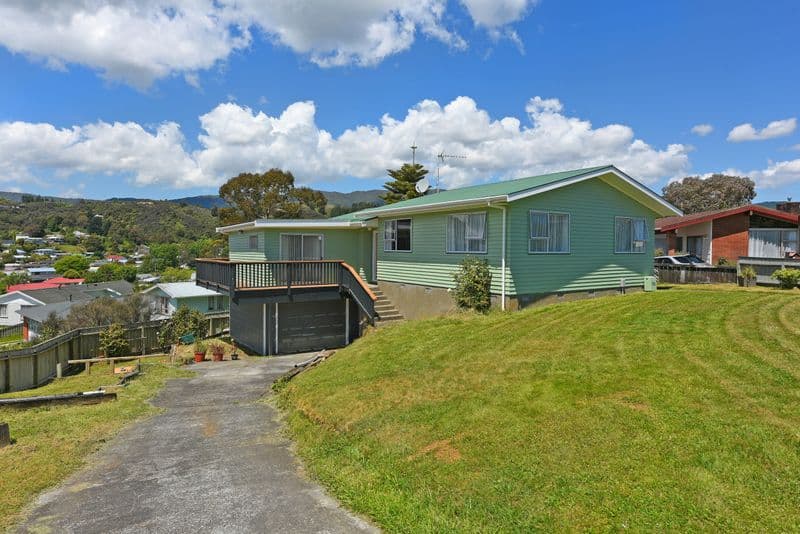 62 Aniseed Grove, Timberlea, Upper Hutt City