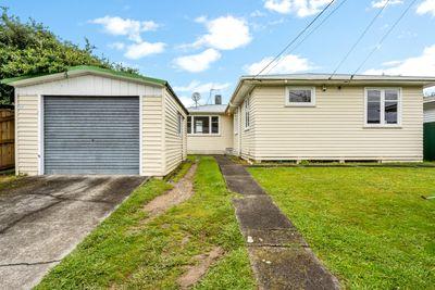 6 Benge Crescent, Clouston Park, Upper Hutt City, Wellington | Tall Poppy 