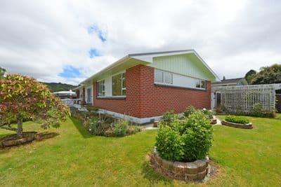 67 Oregon Drive, Maoribank, Upper Hutt City, Wellington | Tall Poppy 