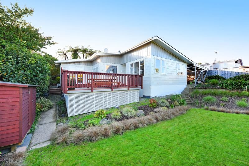 21 Sunnyview Drive, Brown Owl, Upper Hutt City