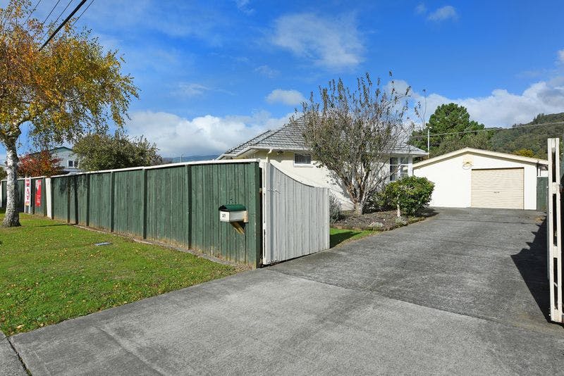 27 Maclean Street, Wallaceville, Upper Hutt City