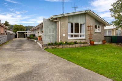 F1/1230 Fergusson Drive, Brown Owl, Upper Hutt City, Wellington | Tall Poppy 