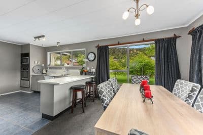 24 Kurth Crescent, Silverstream, Upper Hutt City, Wellington | Tall Poppy 