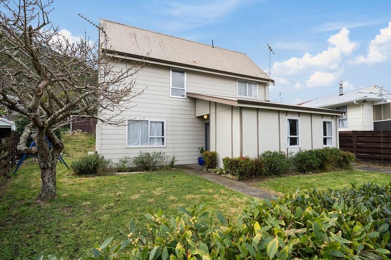 67 Hartford Crescent, Totara Park, Upper Hutt City