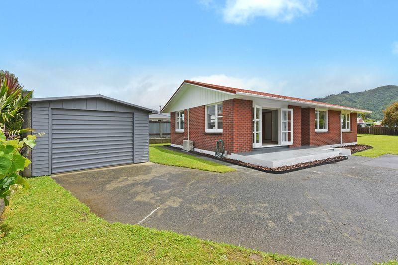 59 Kashmir Avenue, Clouston Park, Upper Hutt City, Wellington | Tall Poppy 