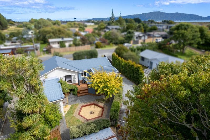 15 Ruru Road, Otaihanga, Kapiti Coast