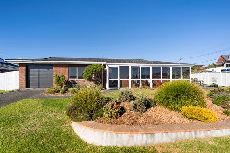 2A Trinity Place, Paraparaumu Beach, Kapiti Coast, Wellington | Tall Poppy 