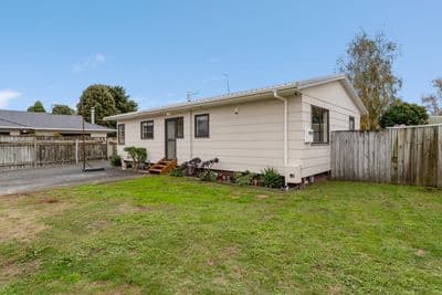 39 Campbell Avenue, Paraparaumu, Kapiti Coast, Wellington | Tall Poppy 