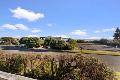 3 Ara Kuaka, Waikanae Beach, Kapiti Coast, Wellington | Tall Poppy 