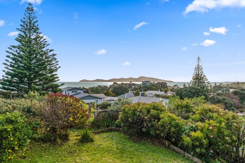 9 Miriona Grove, Paekakariki, Kapiti Coast, Wellington | Tall Poppy 