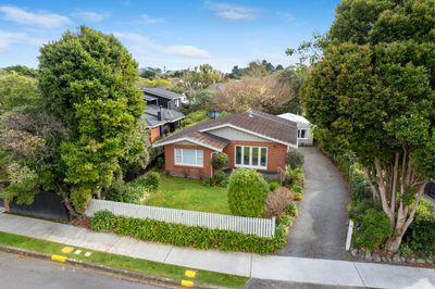 26 Walton Avenue, Waikanae, Kapiti Coast, Wellington | Tall Poppy 