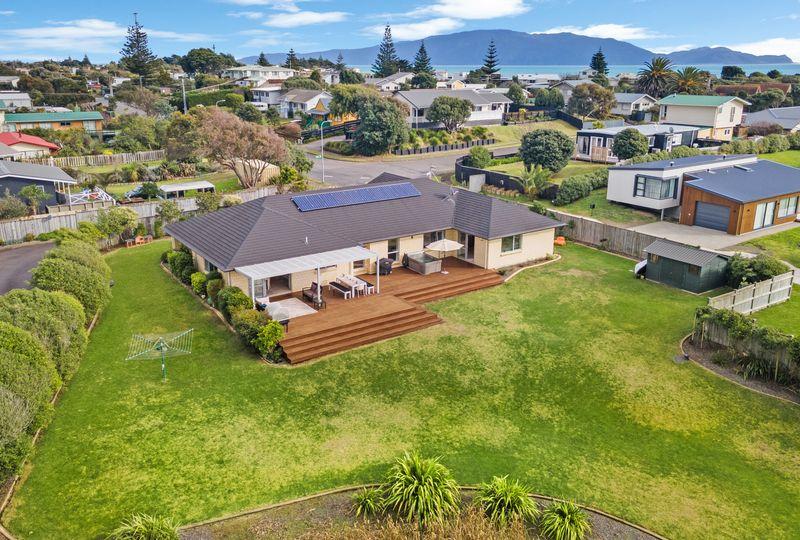 32 Titoki Road, Waikanae Beach, Kapiti Coast