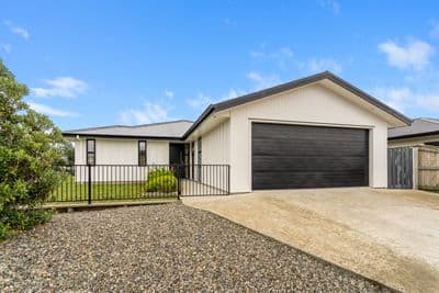 1 Seagrass Place, Otaki Beach, Kapiti Coast, Wellington | Tall Poppy 