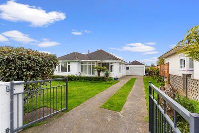 14 Hannan Street, Levin, Horowhenua, Manawatu | Tall Poppy 