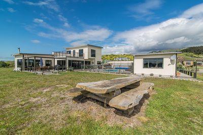 27 Raukawa Road, Peka Peka, Kapiti Coast, Wellington | Tall Poppy 