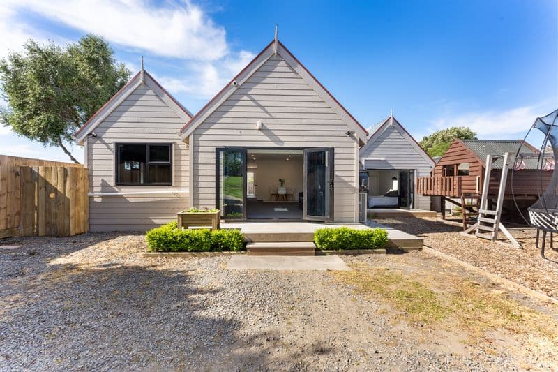 28 Kaka Road, Raumati Beach, Kapiti Coast