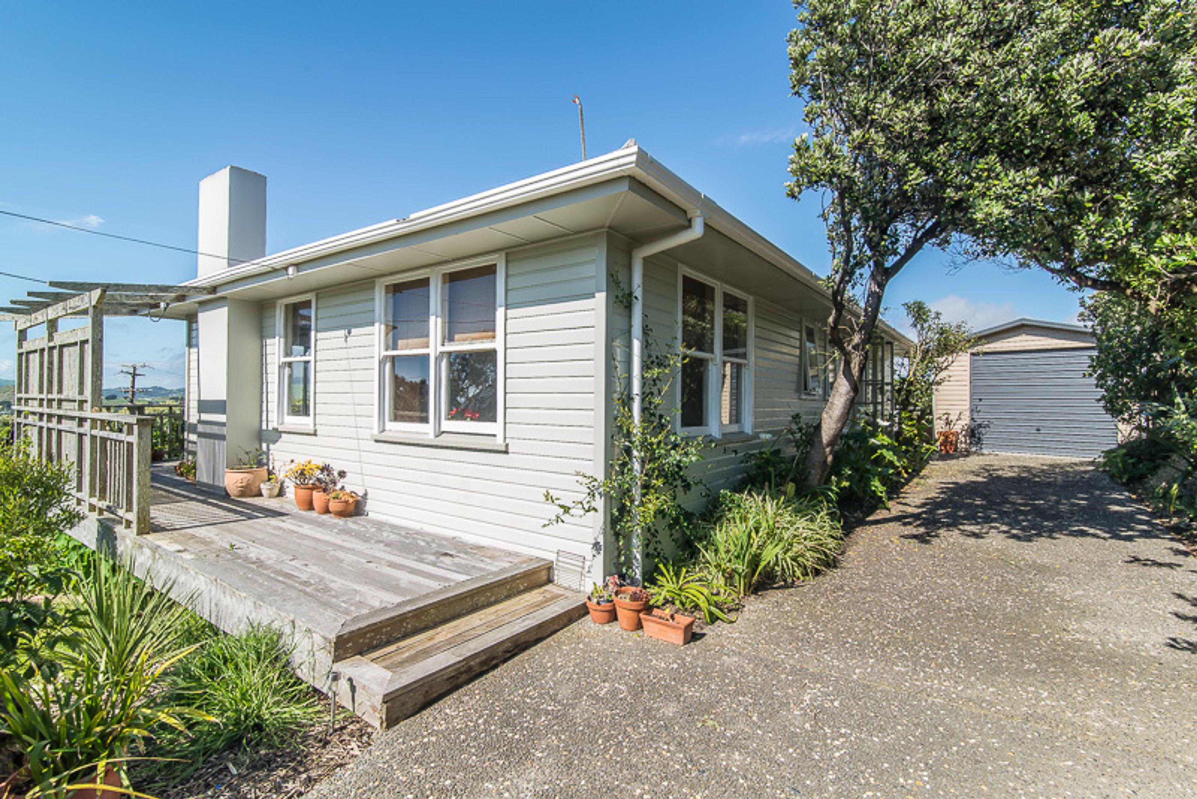 55 Pikarere Street, Titahi Bay, Porirua City, Wellington | Tall Poppy 