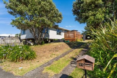 31 Rutherford Drive, Waikanae Beach, Kapiti Coast, Wellington | Tall Poppy 