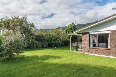 4 Graham Grove, Waikanae, Kapiti Coast, Wellington | Tall Poppy 