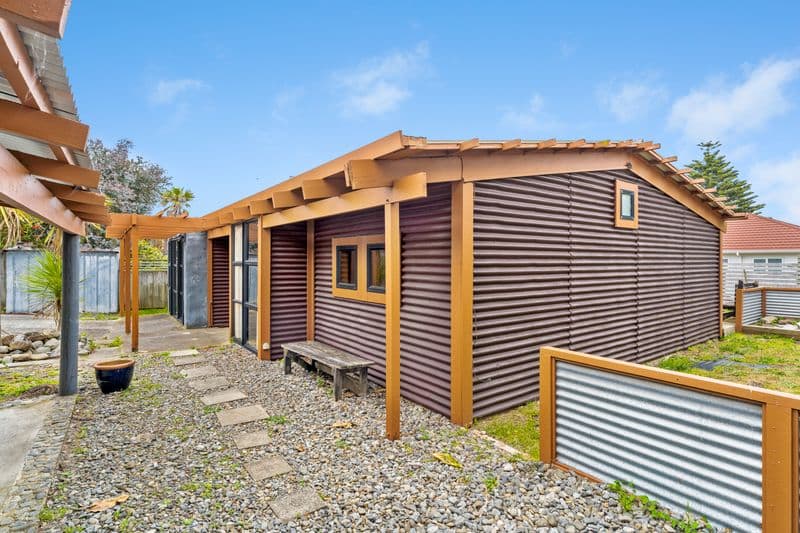 102A Seaview Road, Paraparaumu Beach, Kapiti Coast