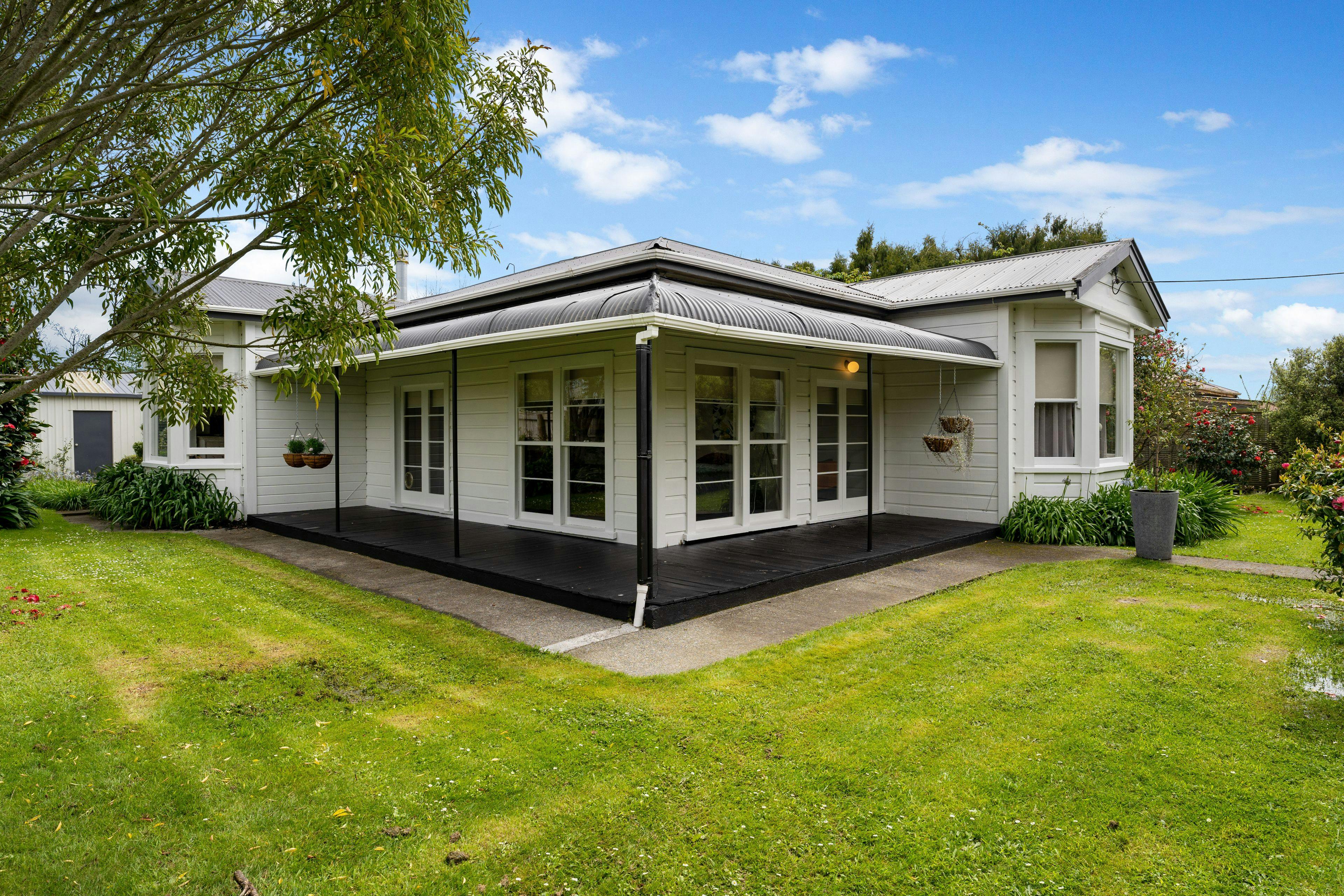 2 Gleeson Road, Manakau, Horowhenua, Manawatu | Tall Poppy 