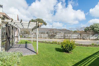 10 Charnwood Grove, Waikanae, Kapiti Coast, Wellington | Tall Poppy 