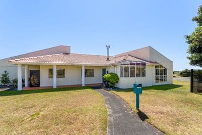 304 Manly Street, Paraparaumu Beach, Kapiti Coast, Wellington | Tall Poppy 