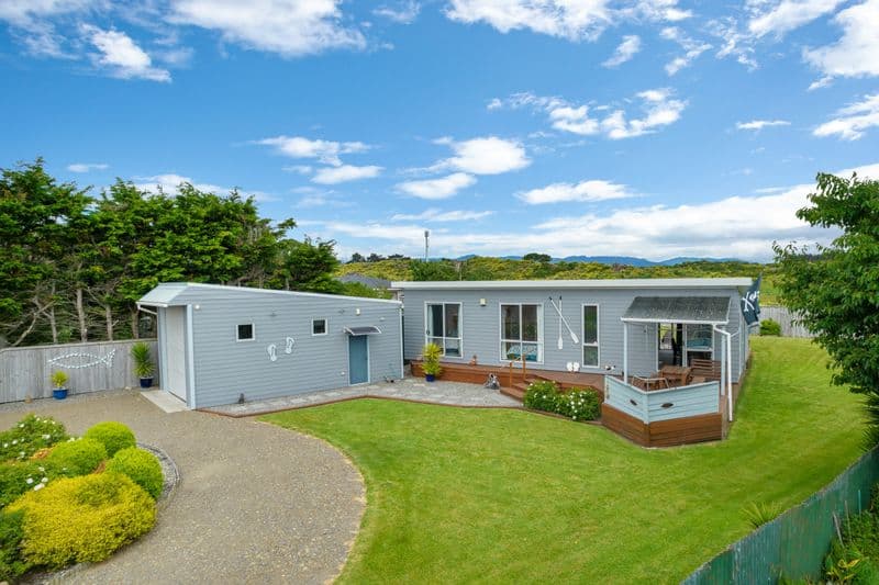 11 Ramona Ave, Waitarere Beach, Horowhenua