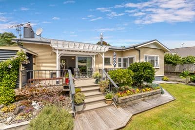 30 Seddon Street, Waikanae, Kapiti Coast, Wellington | Tall Poppy 