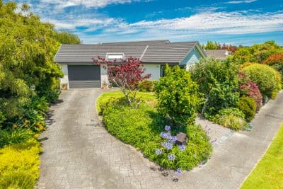 4 Runanga Grove, Waikanae, Kapiti Coast, Wellington | Tall Poppy 