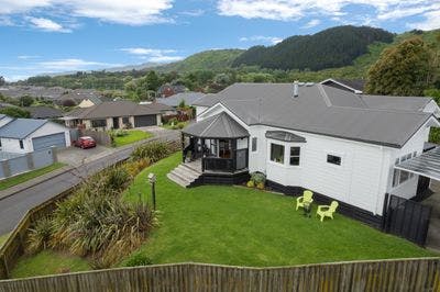 2 Lambert Way, Paraparaumu, Kapiti Coast, Wellington | Tall Poppy 